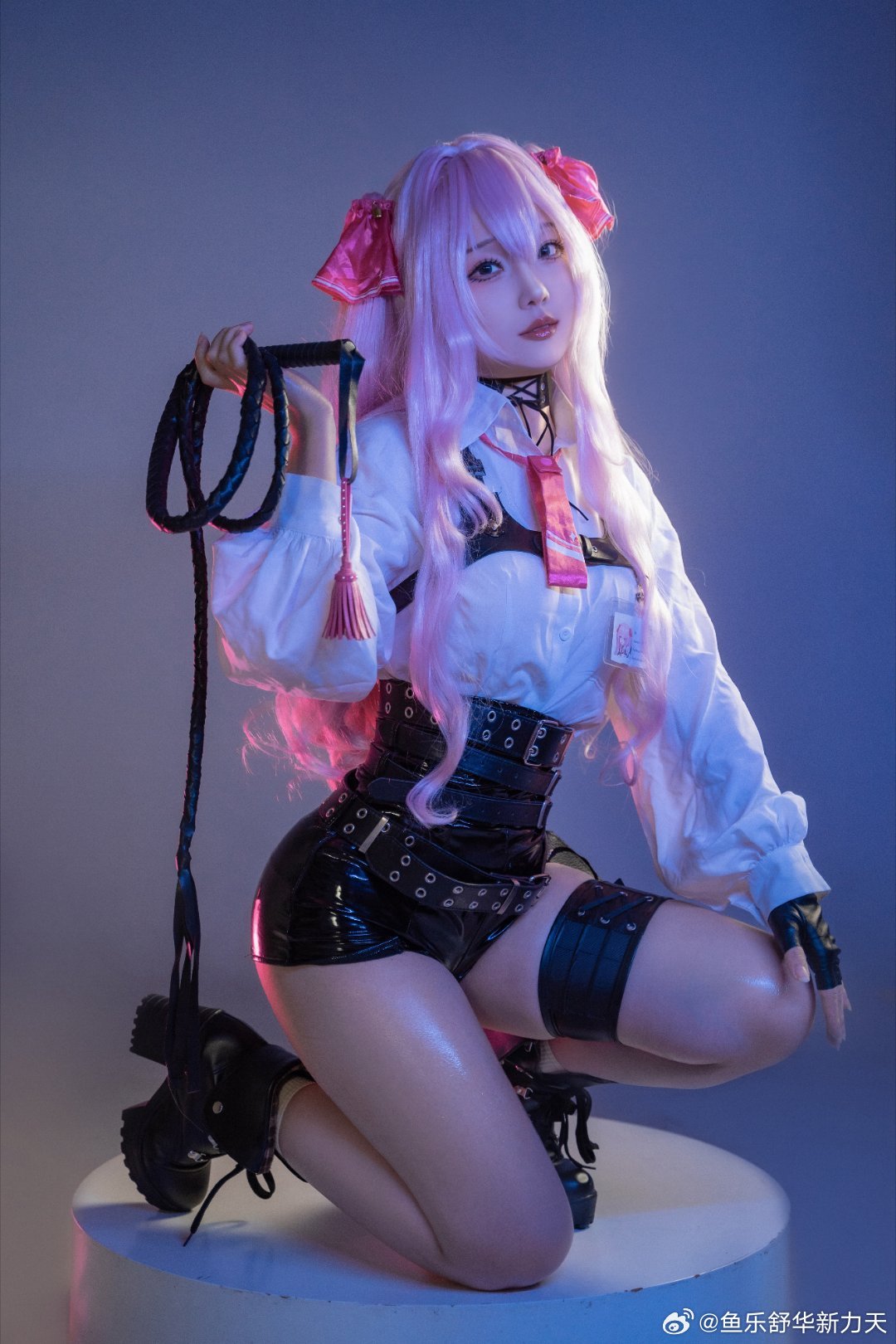 cosplay 想被尤妮欺负吗？尤妮很擅长这个喔~ nikke:胜利女神@机智勇敢依鸽鸽 COSPLAY-第1张